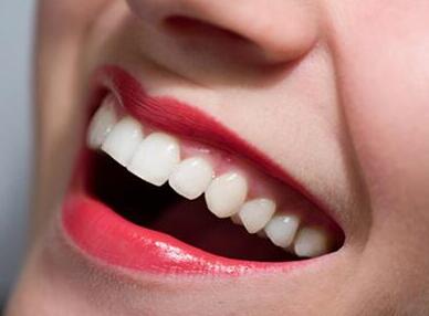 种植牙维护的方法有哪些-成都义齿厂家